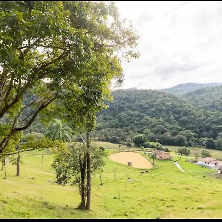 Cabana Sassafras Com Hidromassagem Alfredo Wagner Eksteriør billede