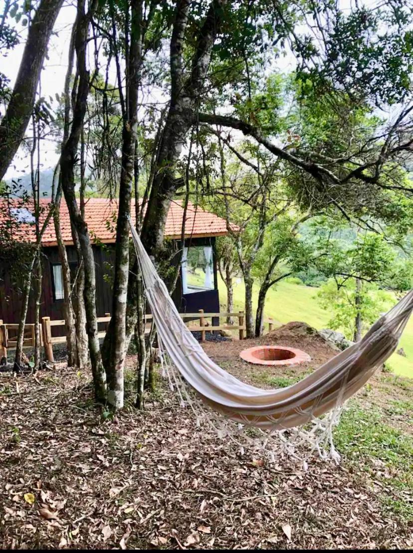 Cabana Sassafras Com Hidromassagem Alfredo Wagner Eksteriør billede